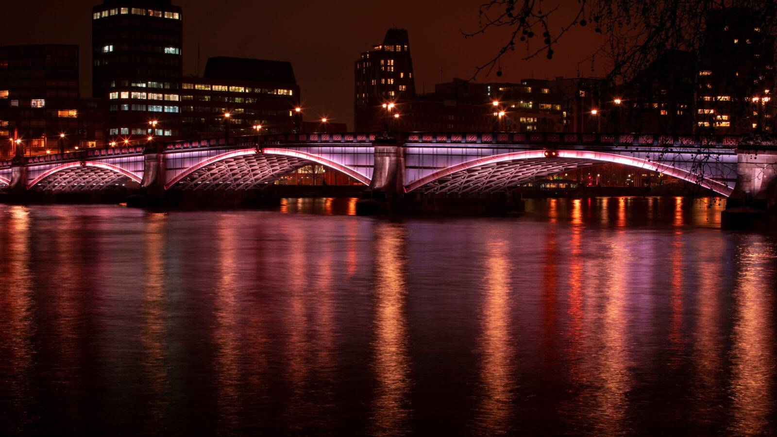 Lambeth Bridge