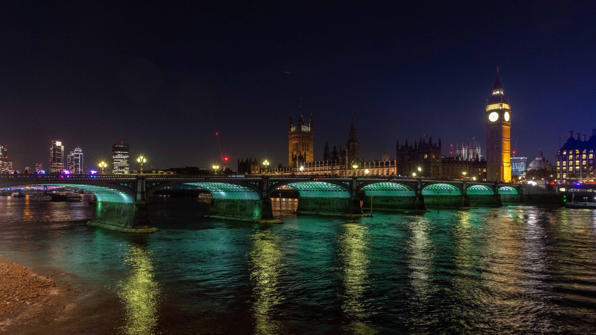 Hero westminster bridge 02